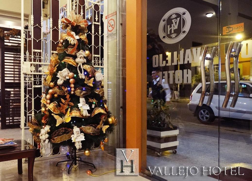Vallejo Hotel Huaquillas Esterno foto
